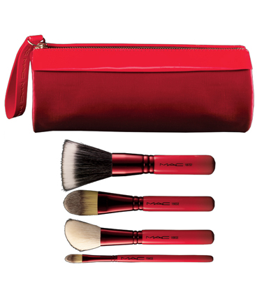 A set of high-quality makeup makeup brush sets. A set of high-quality makeup