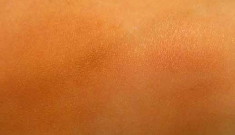 mac in the groove swatches, mineralize skinfinish swatches and reviews, comfort swatches, by candlelight swatches, makeup blog, beauty blog, cosmetics blog, reviews, product reviews