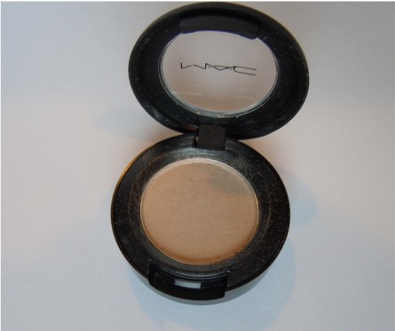 MAC Shroom Eye shadow, mac cosmetics best sellers, best selling mac cosmetics, best selling mac eye shadow