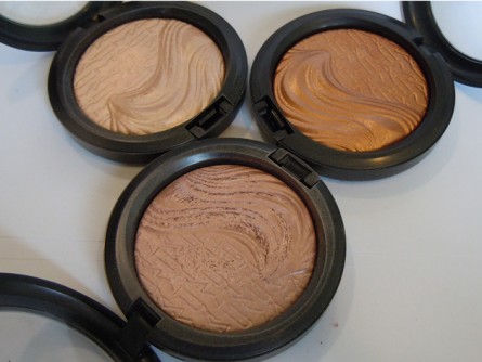 mac in extra dimension skinfinish review