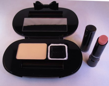 mac all for glamour touch up kit, product contents, holiday 2012