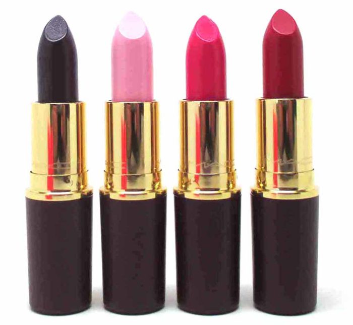 MAC Nutcracker Sweet Lipstick, Holiday 2016